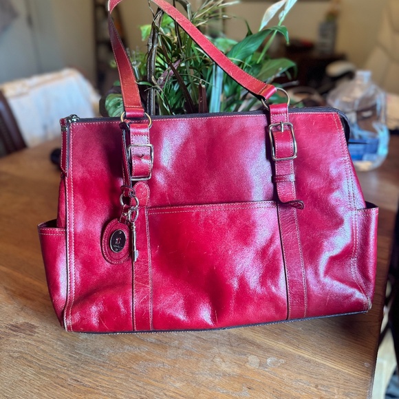 Vintage Fossil Red leather Tote computer bag with original key and lock - Picture 1 of 14